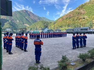 写真：研修会（中継送水操作）1