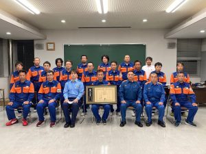 藍綬集合写真