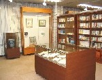 写真：尾崎秀樹氏関係の部屋