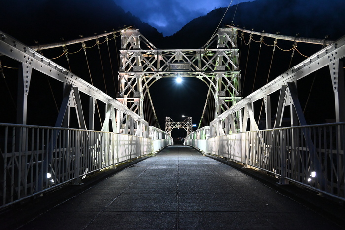 白川橋ライトアップの様子