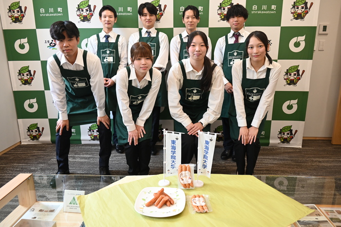 完成報告会の様子